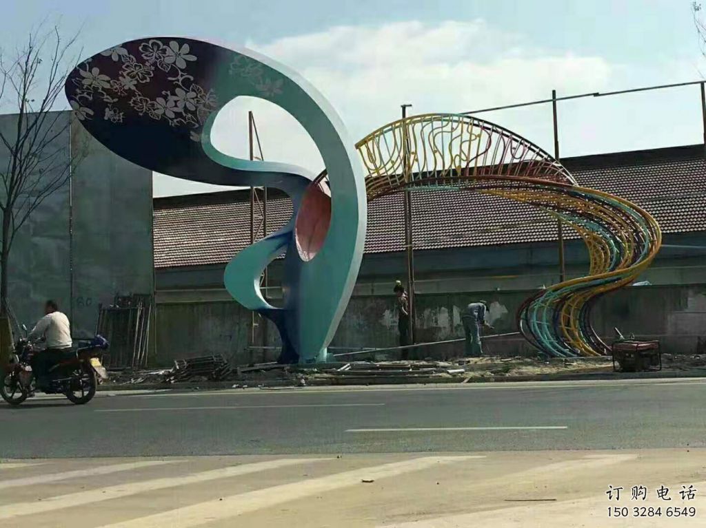 拉絲彩虹雕塑廠家 鏤空創意擺件 別墅區不銹鋼彩虹雕塑廠