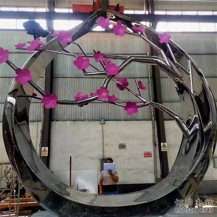 異形梅花雕塑廠家 現(xiàn)代廣場(chǎng)小品 公園不銹鋼梅花雕塑廠