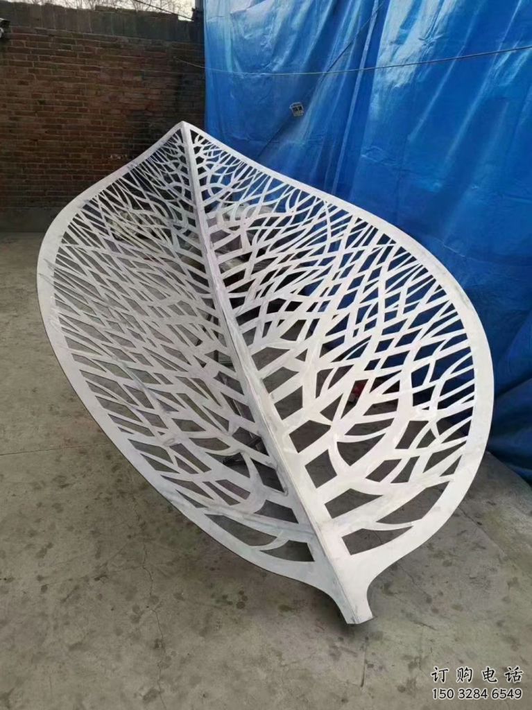 鏤空葉片雕塑廠家 抽象園林小品 戶外不銹鋼葉片雕塑廠