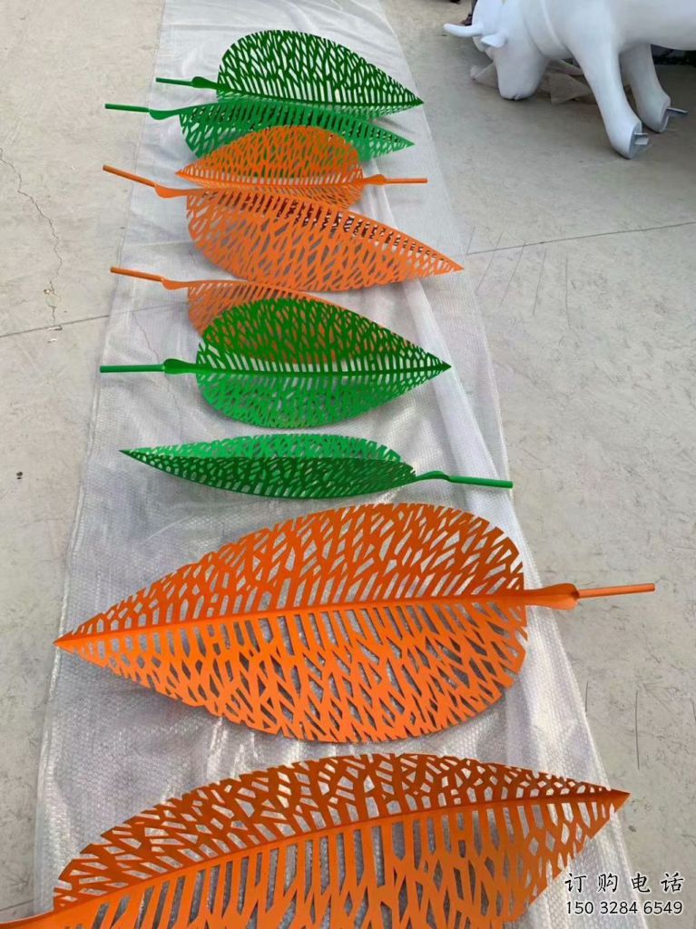 彩繪葉片雕塑廠家 公園烤漆擺件 街頭不銹鋼葉片雕塑廠