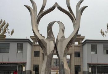 異形心形雕塑廠家 現代校園小品 校園不銹鋼心形雕塑廠