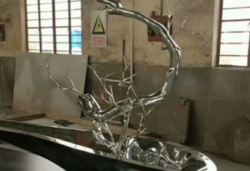 鏡面松樹雕塑廠家 大型擺件 創(chuàng)意不銹鋼松樹雕塑廠