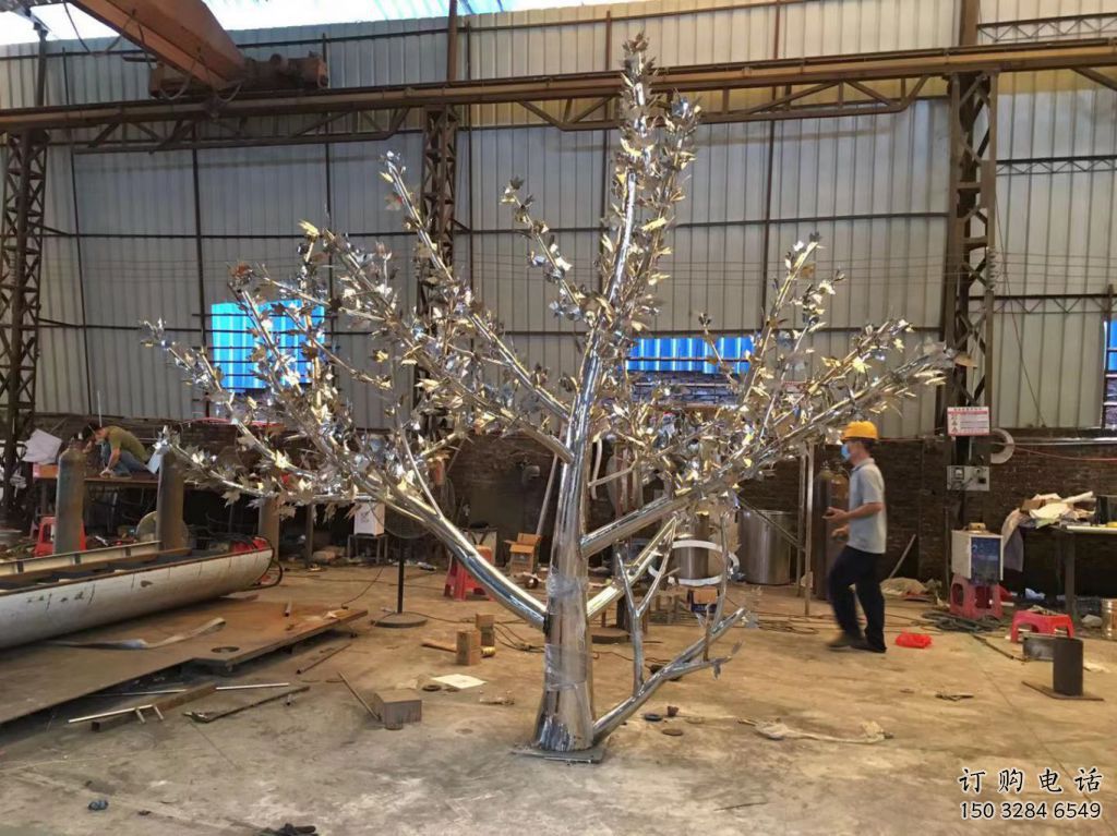 街頭楓樹(shù)雕塑廠家 大型別墅區(qū)擺件 現(xiàn)代不銹鋼楓樹(shù)雕塑廠