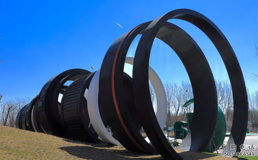 烤漆膠卷雕塑廠家 創意廣場小品 戶外不銹鋼膠卷雕塑廠