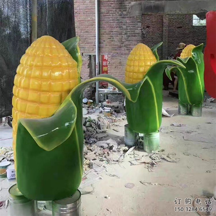 現代玉米雕塑廠家 大型別墅區擺件 仿真玉米雕塑定做