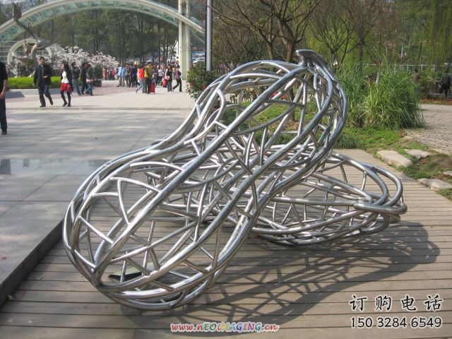 鏤空花生雕塑廠家 園林小品 現代不銹鋼花生雕塑廠