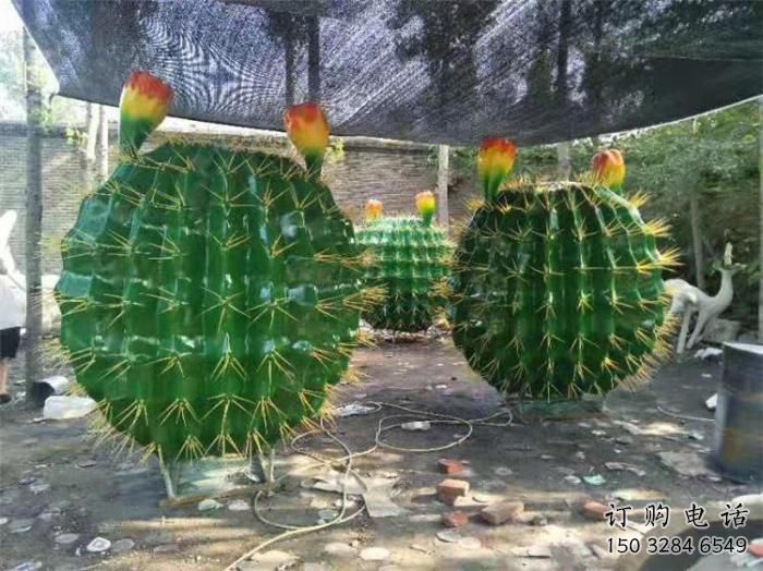 抽象仙人掌雕塑廠家 戶外創(chuàng)意小品 現(xiàn)代仙人掌雕塑制作