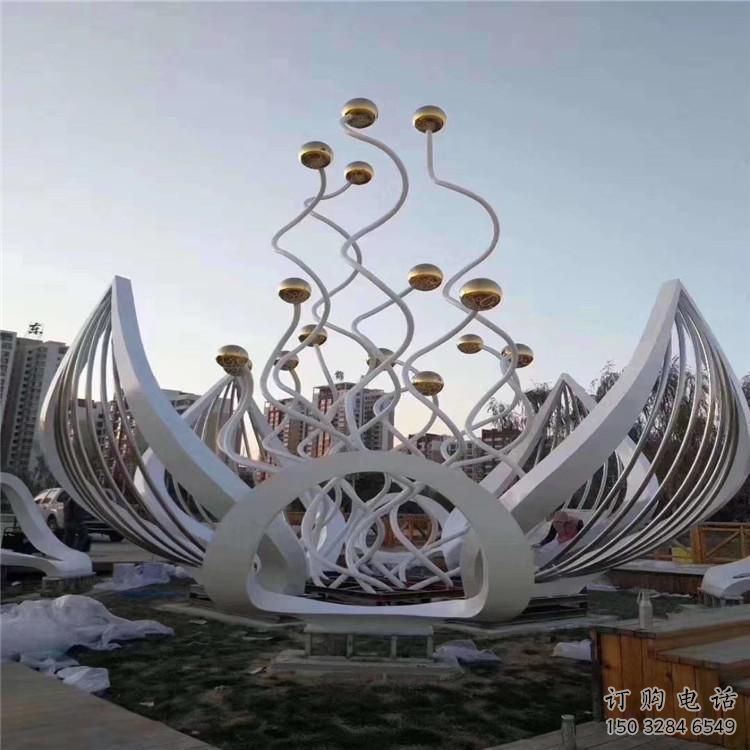 烤漆并蒂蓮雕塑廠家 現(xiàn)代小品 創(chuàng)意不銹鋼并蒂蓮雕塑價(jià)格