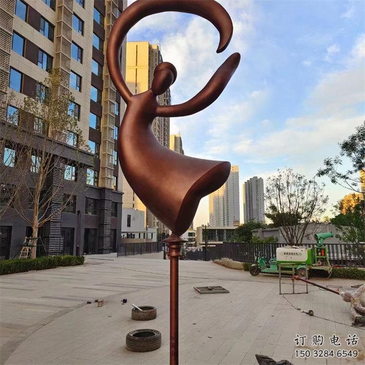 大型舞者雕塑廠家 鍛造小品  廣場不銹鋼舞者雕塑價(jià)格