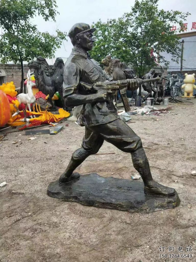 噴漆士兵雕塑廠家 中式村口小品 草地士兵雕塑廠