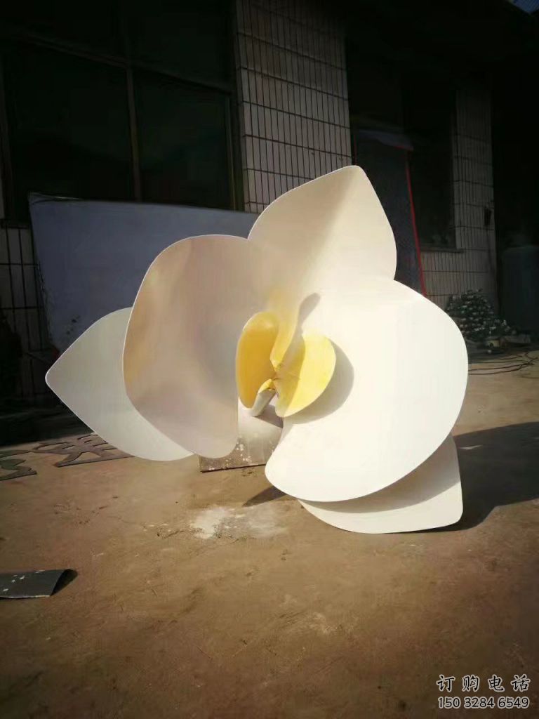 烤漆蘭花雕塑廠家  現代小品  大型不銹鋼蘭花雕塑定制