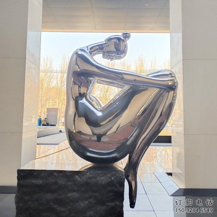 大型鏡面抽象人物雕塑