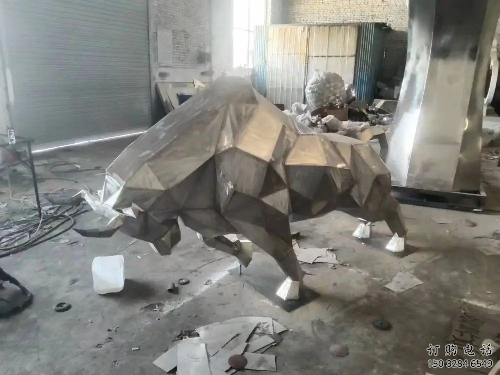 拉絲牛雕塑 幾何不銹鋼雕塑動物