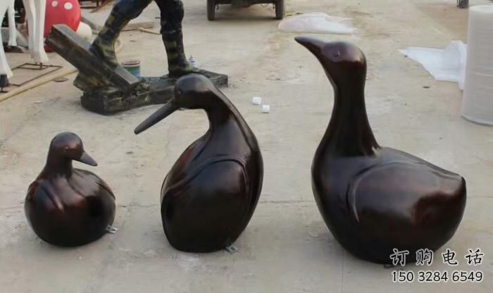 選定仿古天鵝雕塑 庭院彩繪雕塑 田間小品