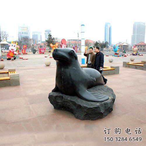 生產(chǎn)店門口海豹雕塑 創(chuàng)意景觀雕塑 仿真擺件