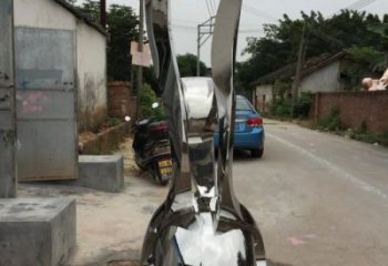 江蘇室內(nèi)鳥(niǎo)類雕塑，動(dòng)物小品，鐵藝工藝