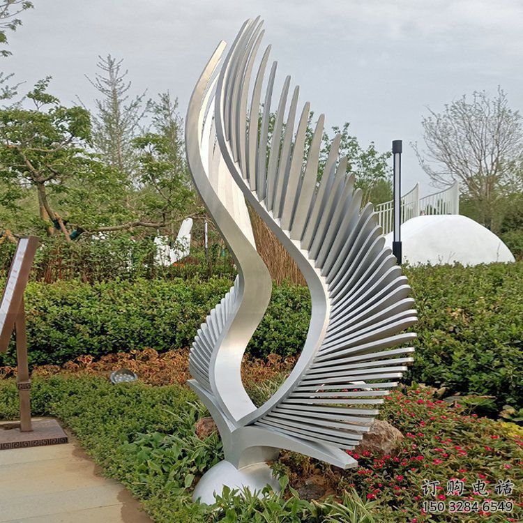 小區翅膀雕塑廠家，拉絲景觀雕塑，抽象效果