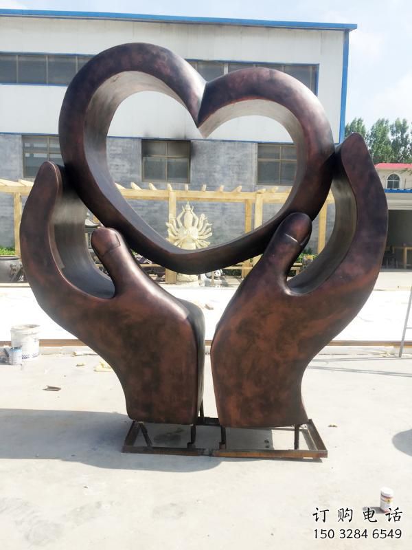 愛心雕塑選用廠家 抽象藝術雕塑 烤漆雕塑