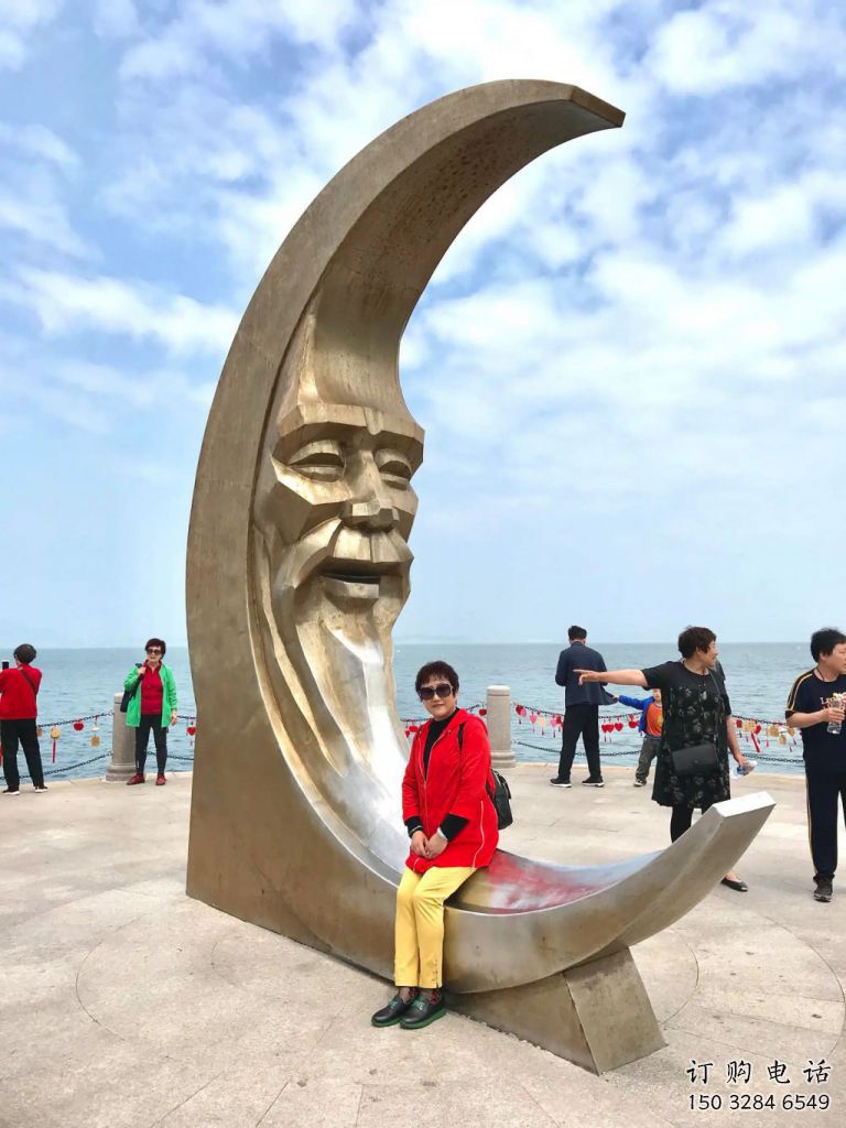 酒店月亮雕塑制造商，鍍金歐式雕塑，仿古擺件