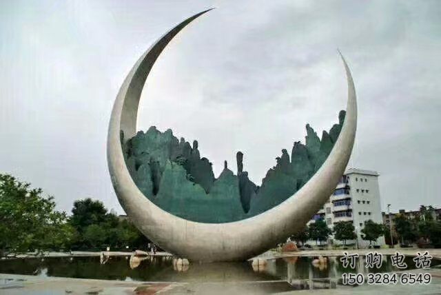 農村月亮雕塑制造商，鏤空景觀雕塑，抽象效果