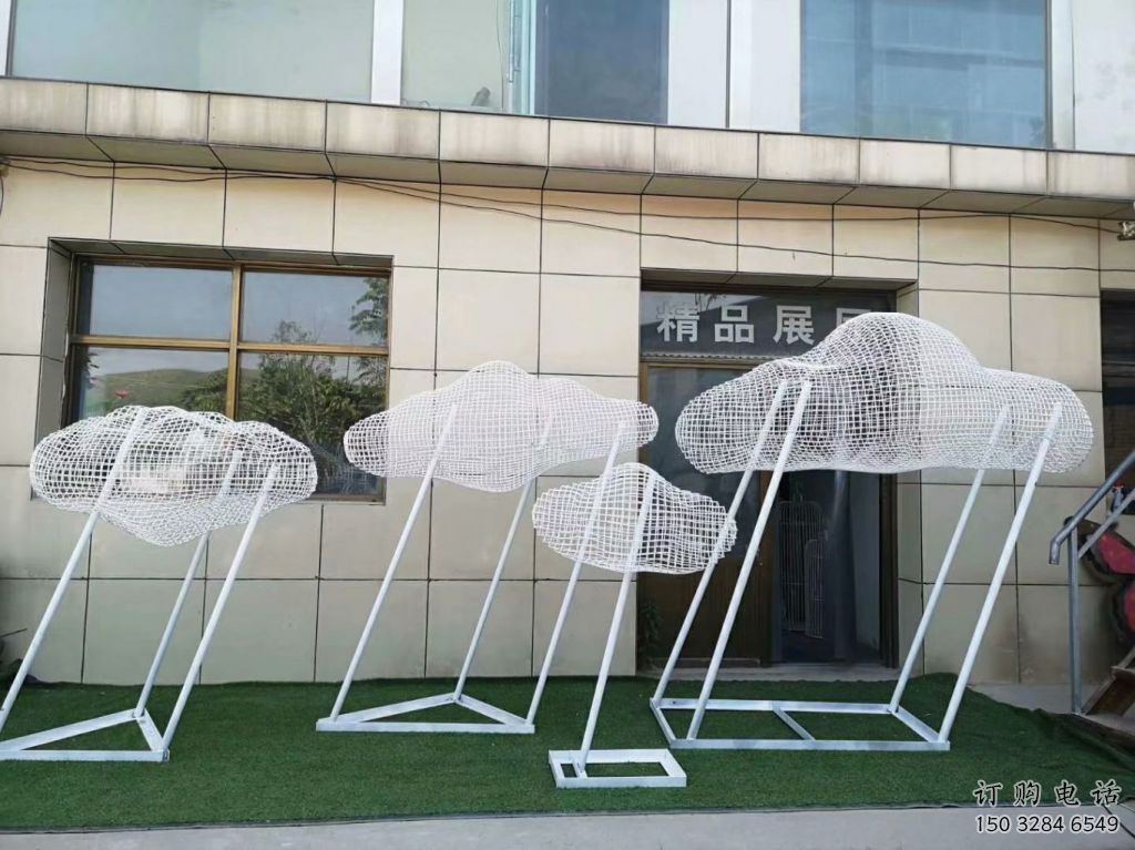 提供房地產(chǎn)云梯雕塑 剪影梯子雕塑 鍛造云朵雕塑廠家