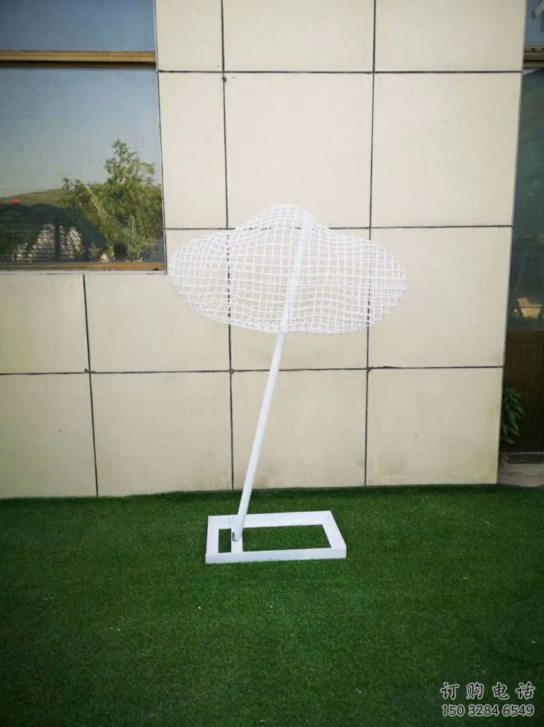 仿真云梯雕塑 電鍍現代梯子雕塑 部隊云朵雕塑生產商