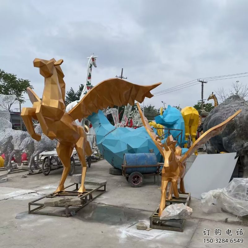 不銹鋼仿真飛馬雕塑