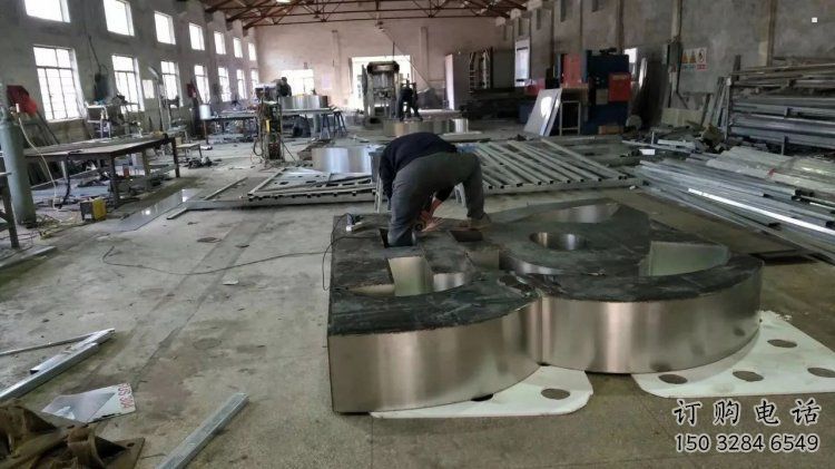 甲骨文雕塑提供，美陳雕塑，不銹鋼甲骨文雕塑制作廠家