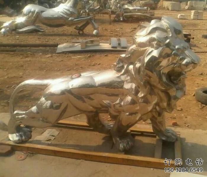仿真獅子雕塑制作，園林裝飾，建筑不銹鋼獅子雕塑生產