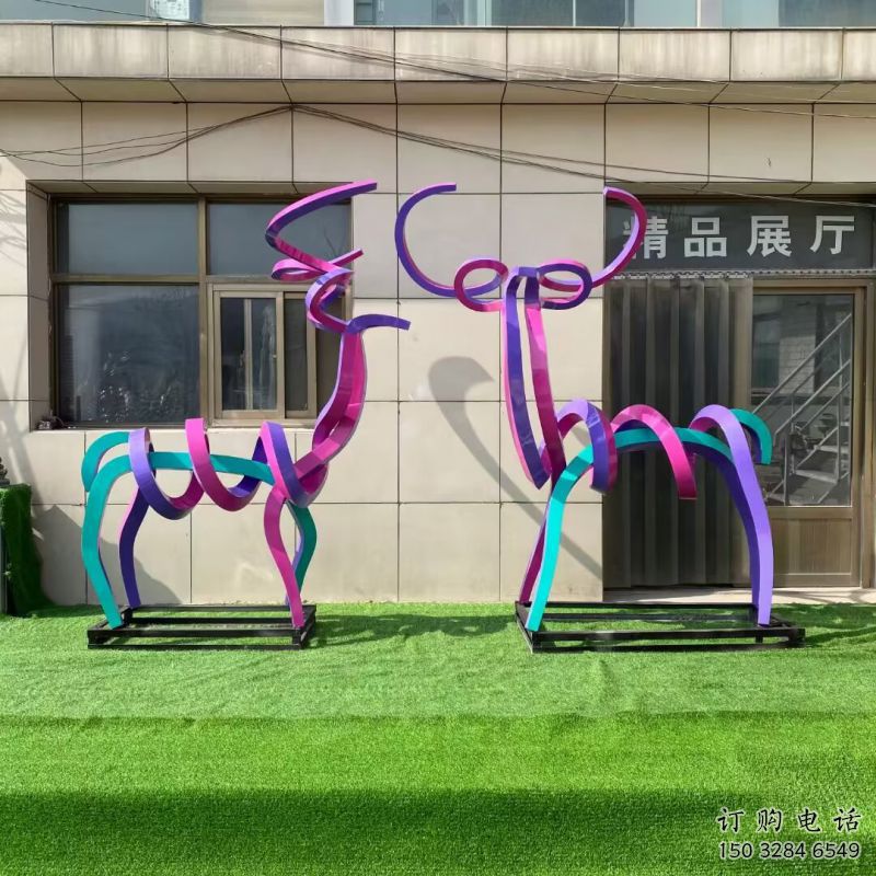 商業街小鹿雕塑