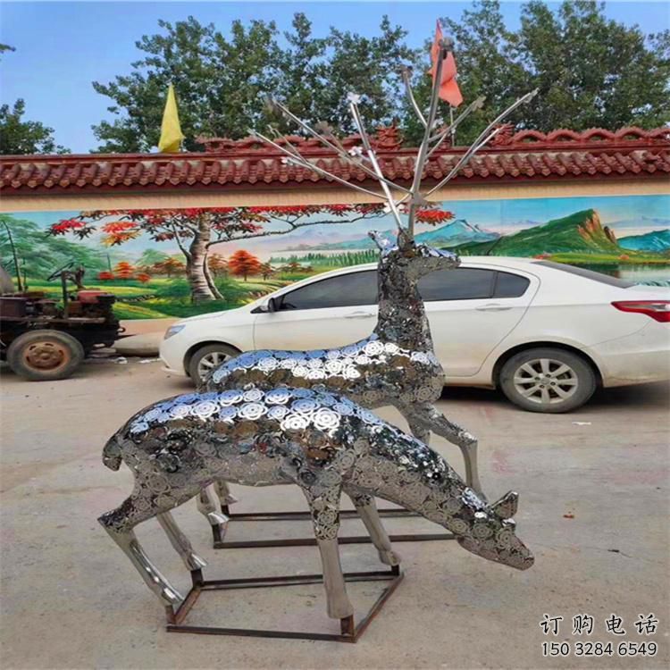 小鹿雕塑擺件制造，酒店擺件，景觀(guān)鏤空小鹿雕塑選定