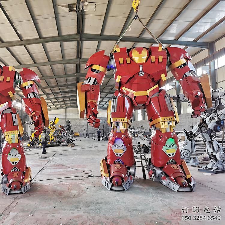 現代版擎天柱雕塑