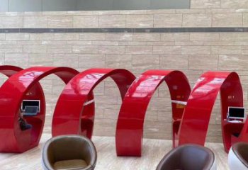 創(chuàng)意坐凳雕塑，膠卷藝術(shù)造型，膠卷坐凳雕塑制作