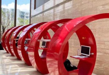 膠卷坐凳雕塑加工，現代美陳裝飾設計