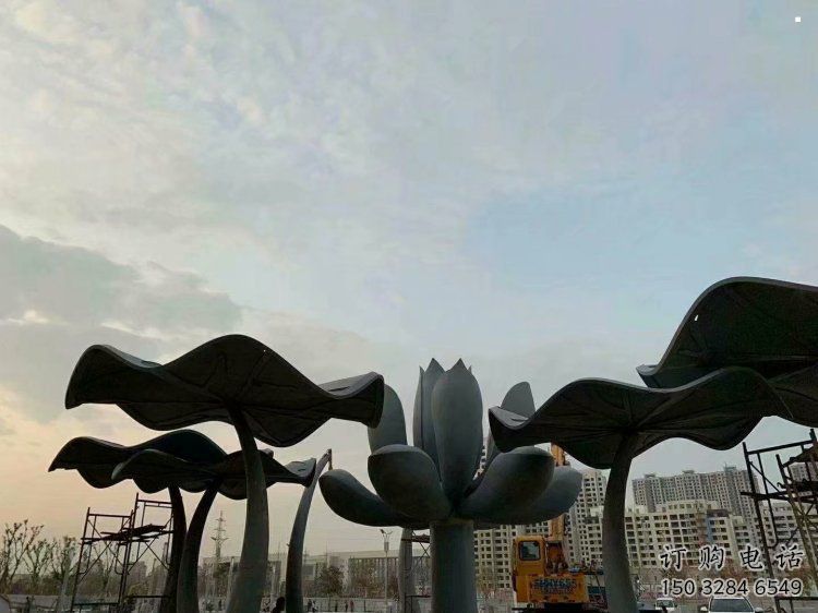 荷葉雕塑生產(chǎn)，廣場雕塑，不銹鋼荷葉雕塑制造廠家