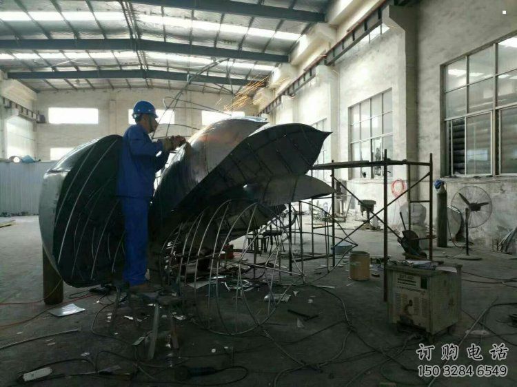 蓮花雕塑生產，標識雕塑，不銹鋼蓮花雕塑制作廠家