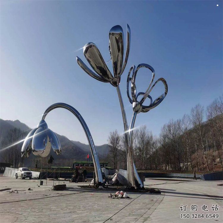 鏡面喇叭花雕塑，廣場花卉雕塑，美陳藝術(shù)建筑系列