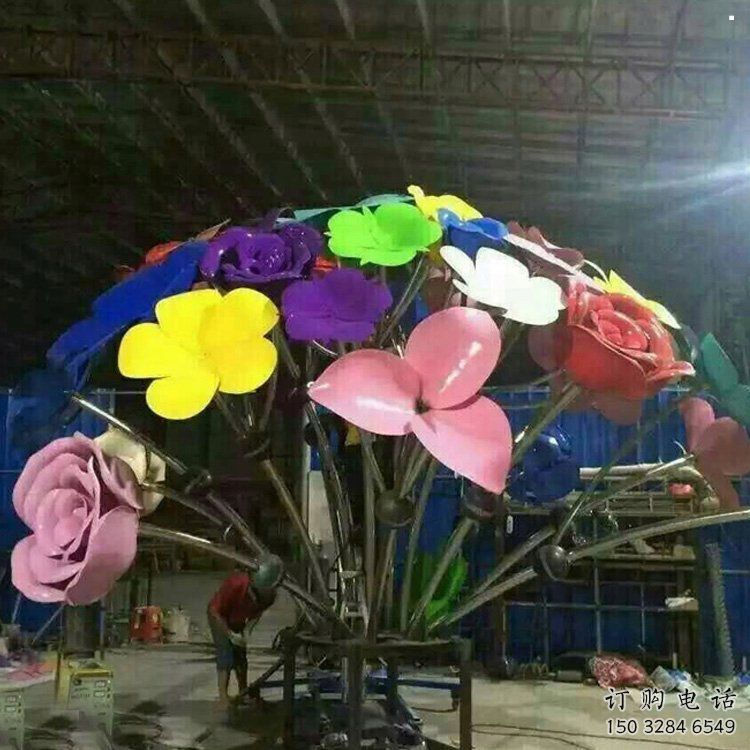 烤漆花朵雕塑廠家，現代美陳元素，花卉景觀類