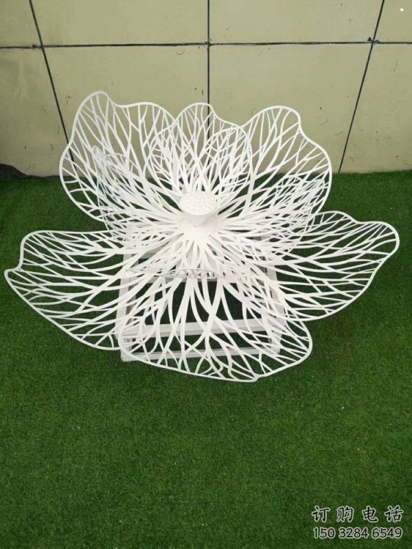 花朵雕塑服務商，街景小品，鏤空花朵雕塑廠家