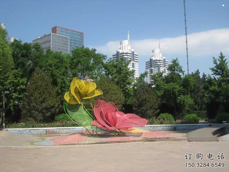 鏤空月季花雕塑