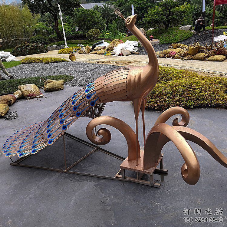 抽象孔雀雕塑預定，公園雕塑，不銹鋼孔雀雕塑承接