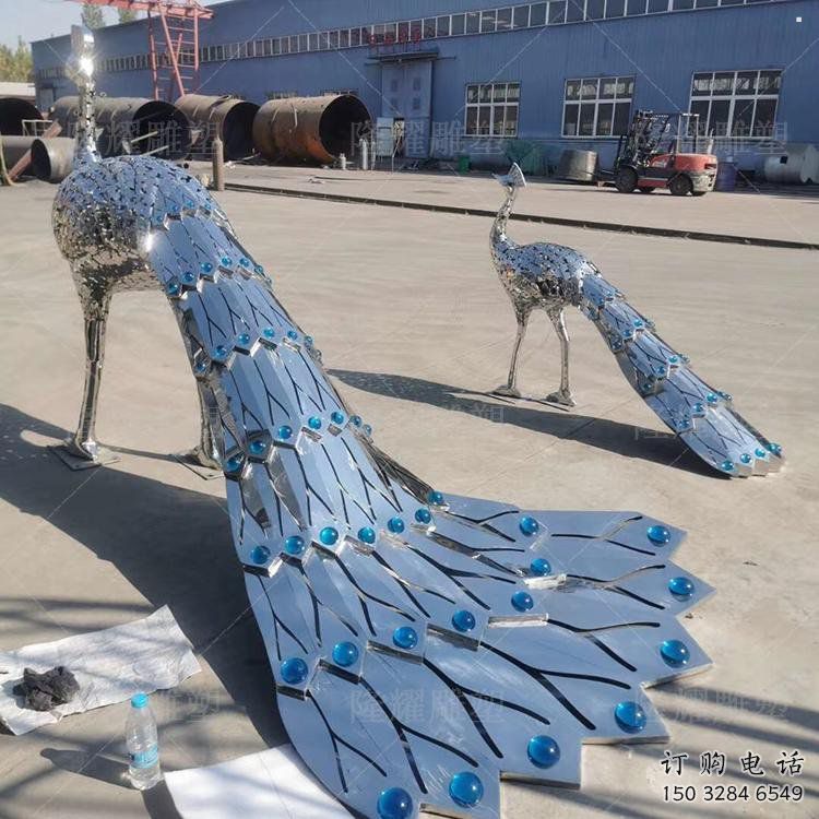 孔雀雕塑廠家，歐式風格，藝術不銹鋼孔雀雕塑指用