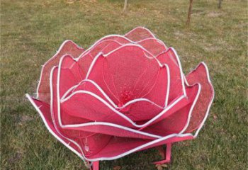 玫瑰花雕塑定做,公園雕塑,鏤空玫瑰花雕塑生產(chǎn)廠家