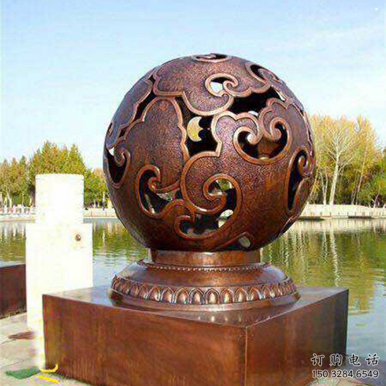 鏤空球雕塑標(biāo)準(zhǔn)，陸地?cái)[件，烤漆鏤空球雕塑定制