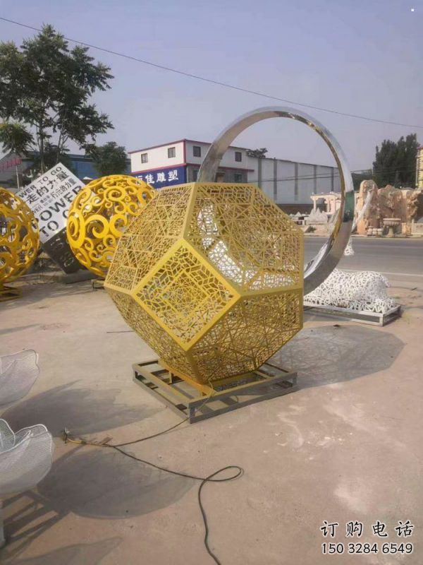 棱面球雕塑訂做，街道標識，金屬鏤空棱面球雕塑定做