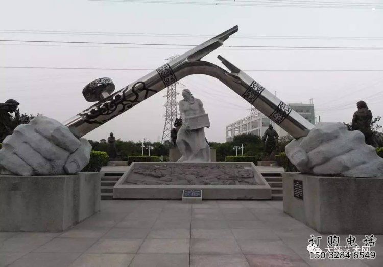 手握鋼筆雕塑，標識雕塑，不銹鋼手握鋼筆雕塑廠家