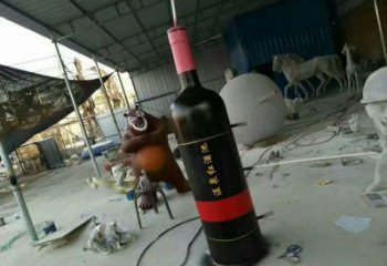 大型瓶子雕塑