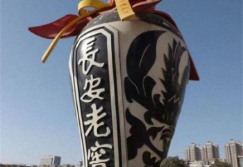 酒瓶雕塑制作廠家，城市雕塑，景觀玻璃鋼酒瓶雕塑專供