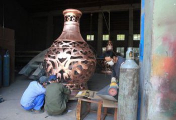 銅花瓶雕塑定做，廣場雕塑，室外銅花瓶雕塑提供