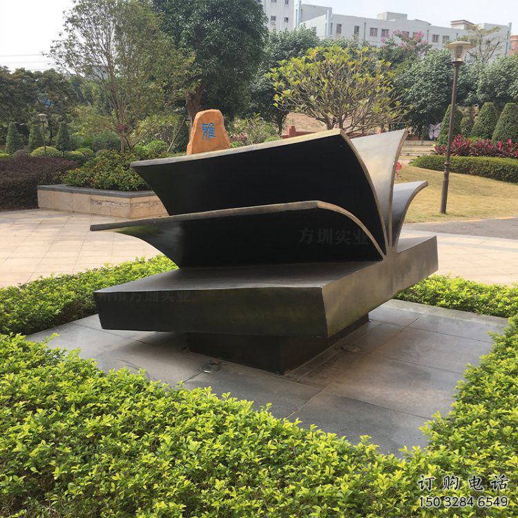 銅書本雕塑制作，景區案例，銅書本雕塑定做廠家